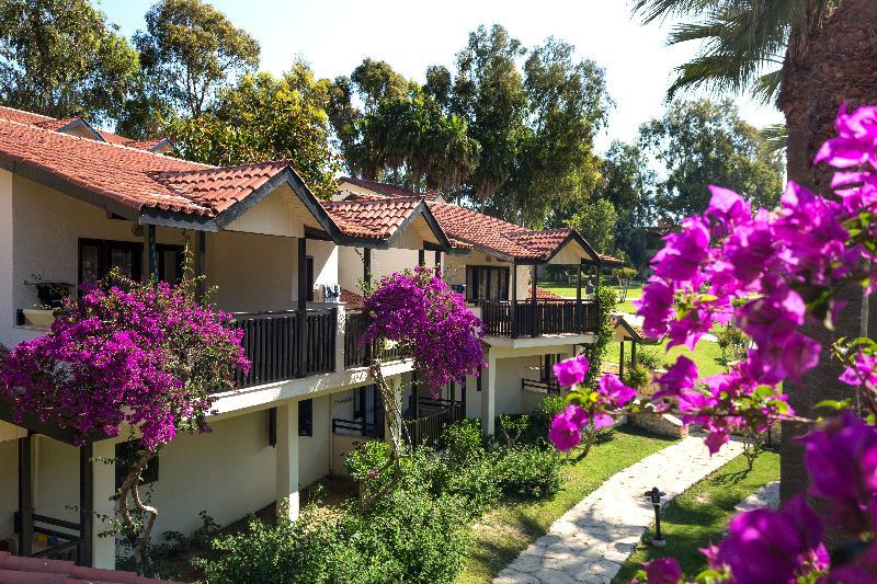 Melas Holiday Village Side Exterior foto